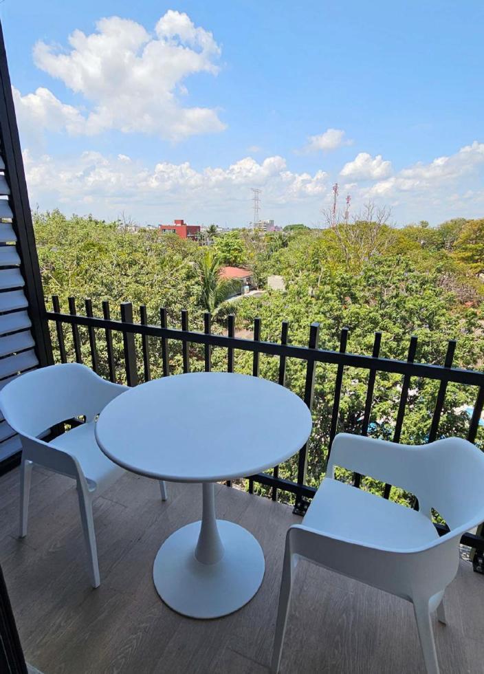 Urban Towers Playa Del Carmenアパートメント エクステリア 写真